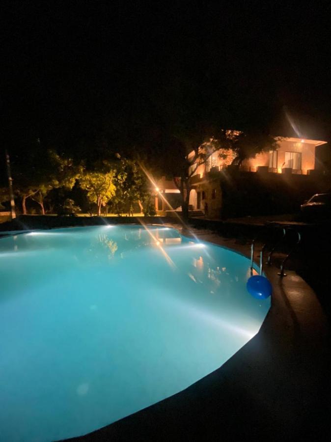 Amaltas Villa Udaipur Eksteriør bilde